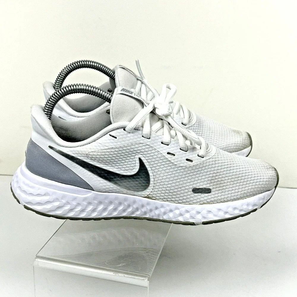 Nike Size 7.5 Revolution 5 White Running Shoes Sneakers WomensBQ3207-100